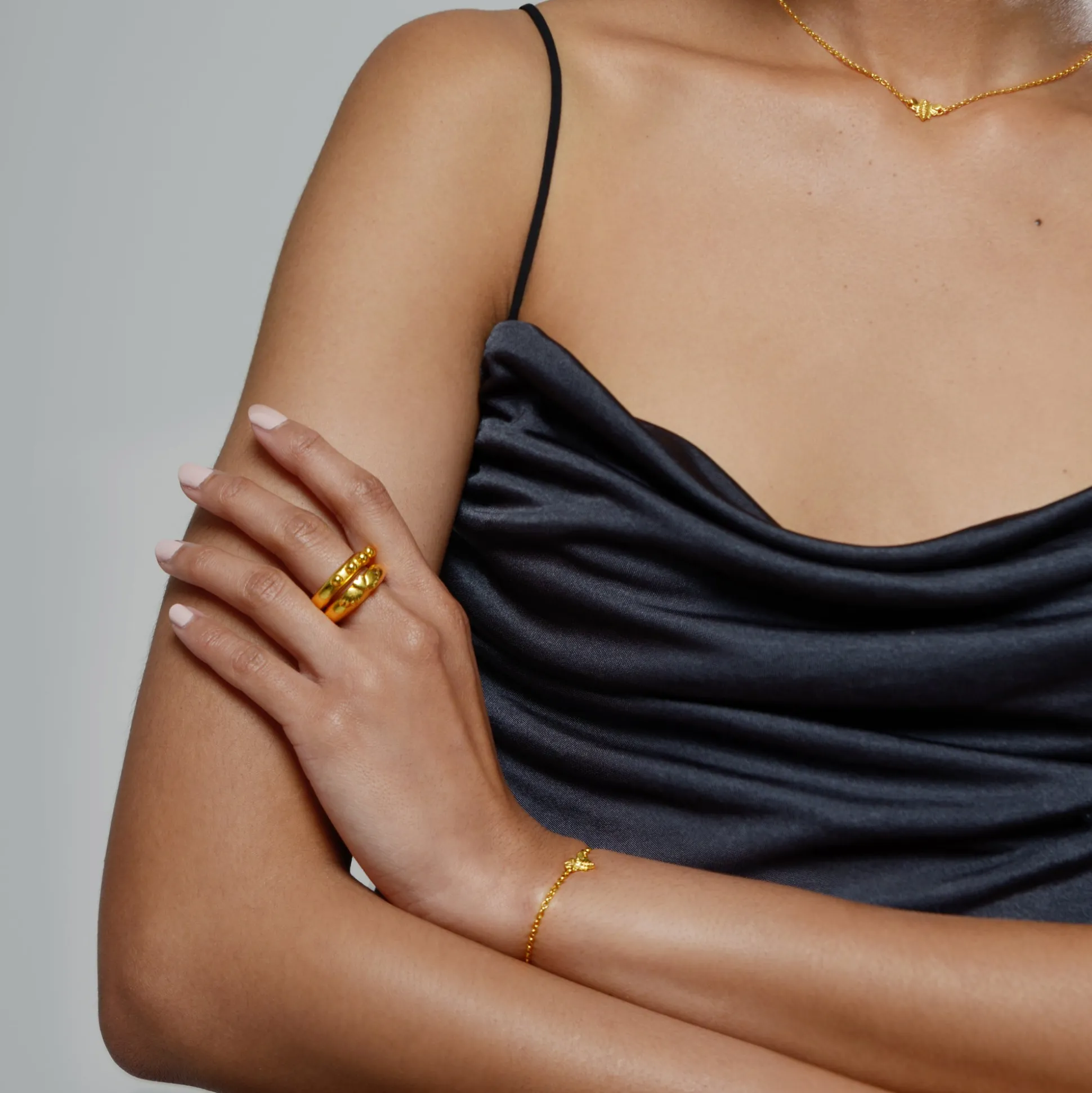 Baby Bee Fine Bracelet