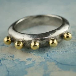 Five Bobble Ring