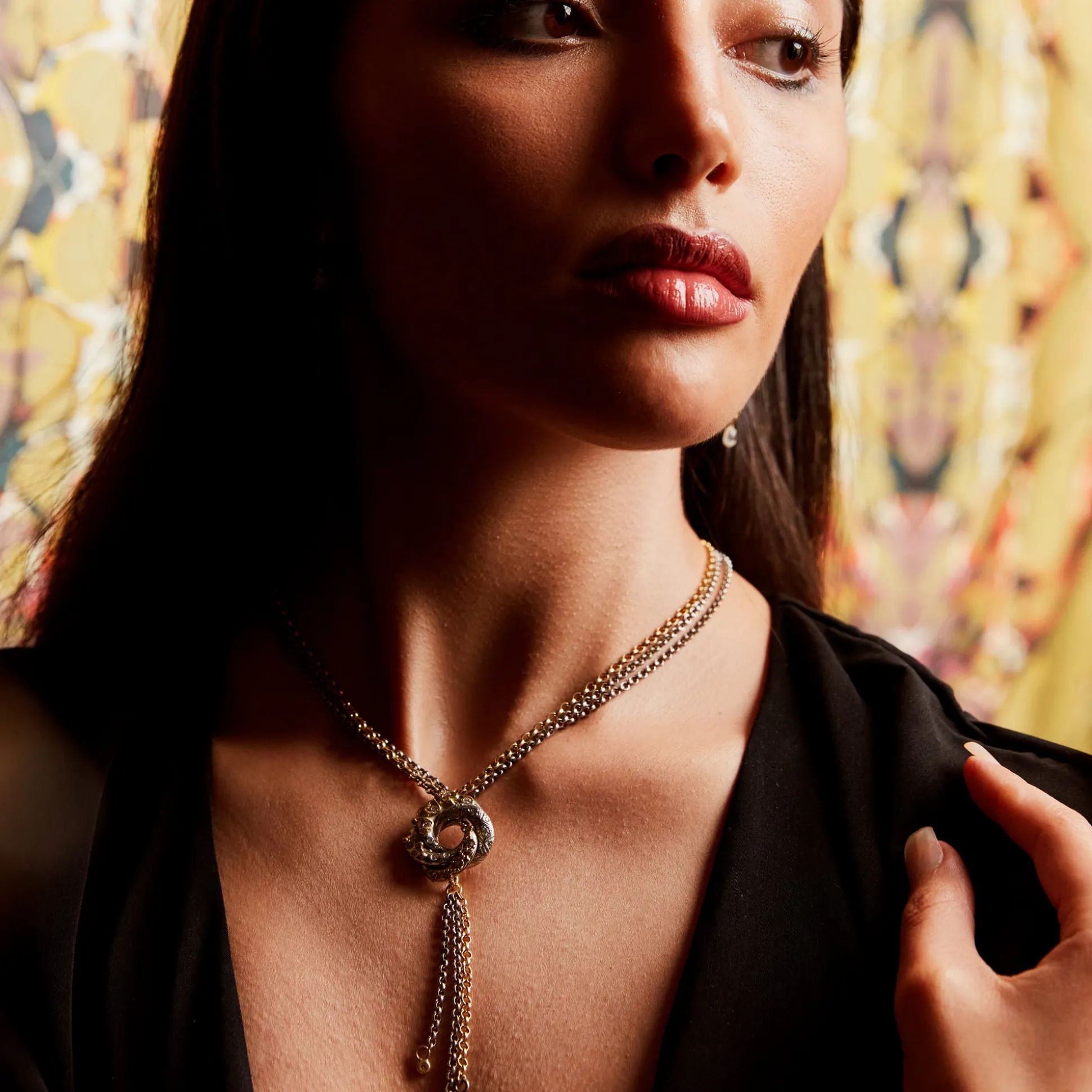 Gold & Diamond Algerian Loveknot Necklace