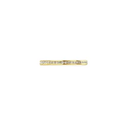 Skinny Infinite Ring