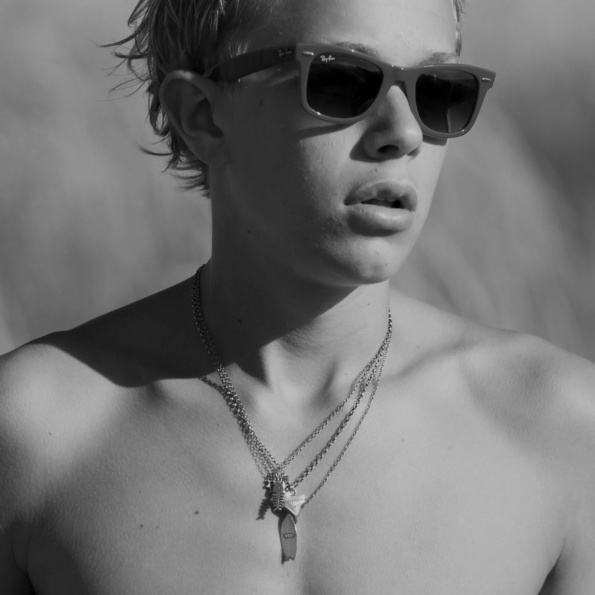 Surfboard Necklace